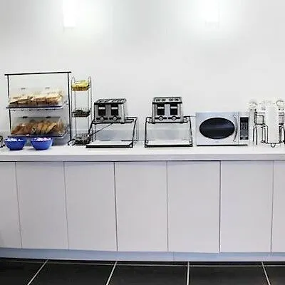Lelux Hotel Montreal