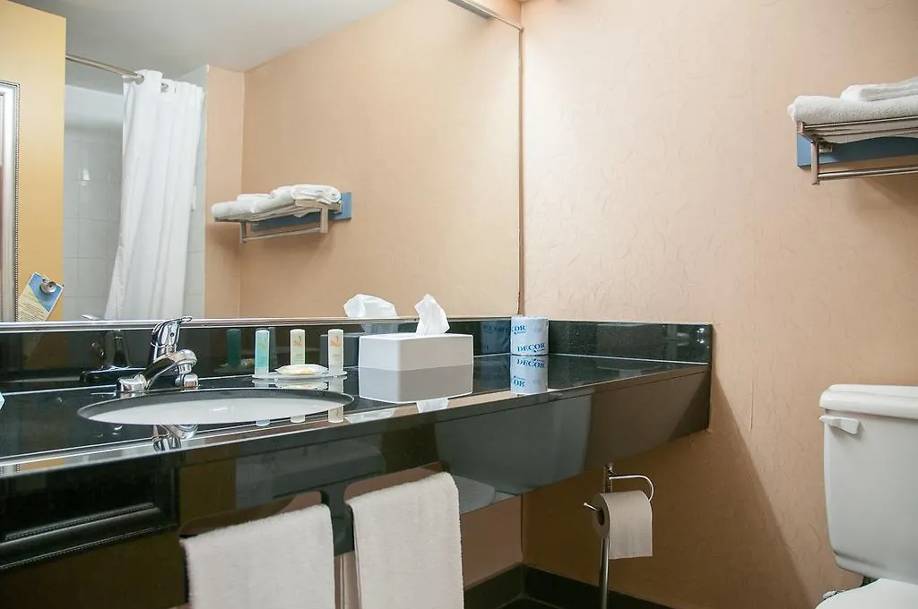 Lelux Hotel Montréal Canada