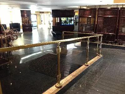 Lelux Hotel Montréal
