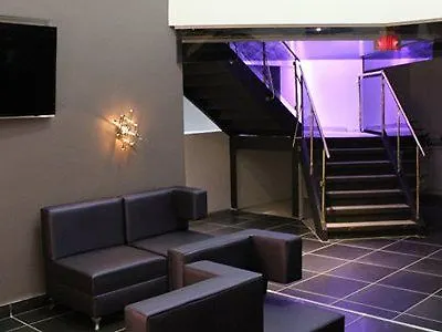 Lelux Hotel Montréal